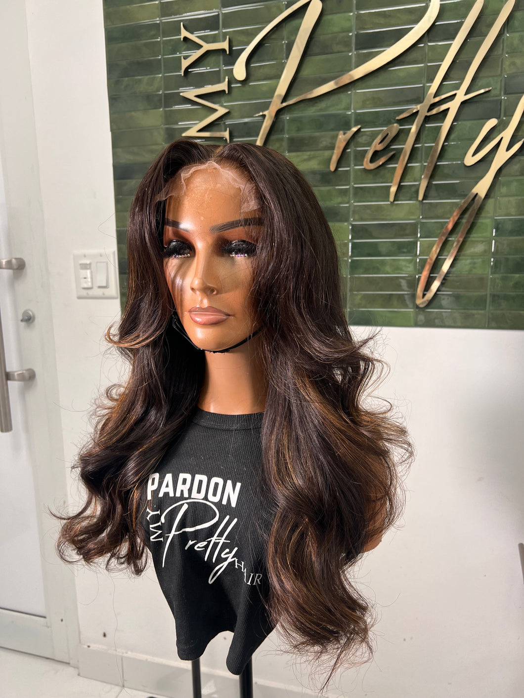 Medium glueless unit w/ highlights